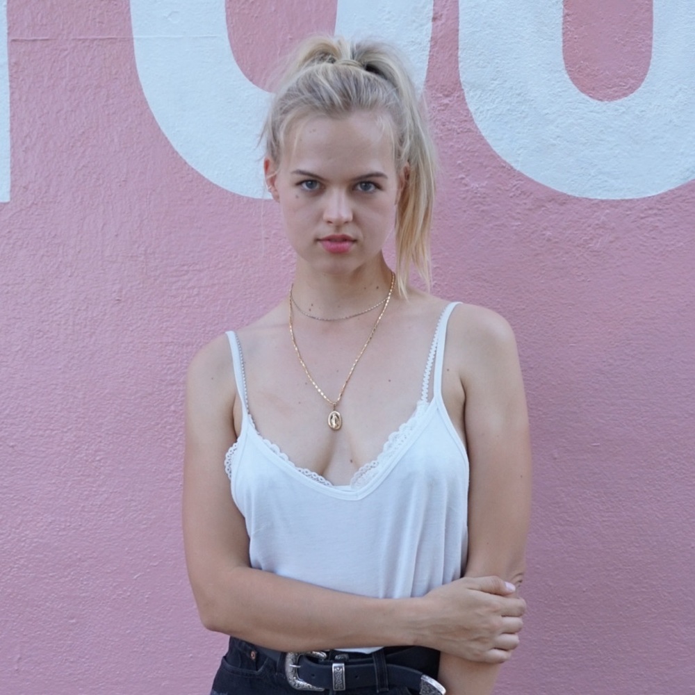 Meet your Posher, Maddie